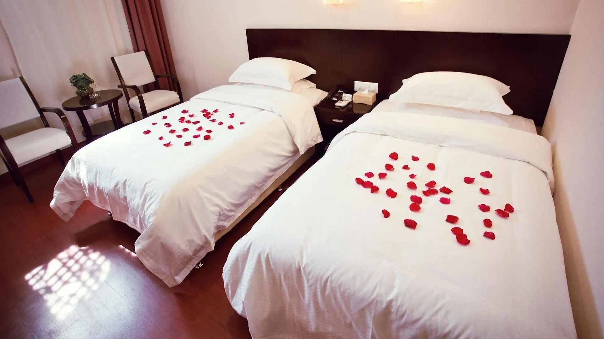 Starway Qianshengyuan Hotel Σουτσόου